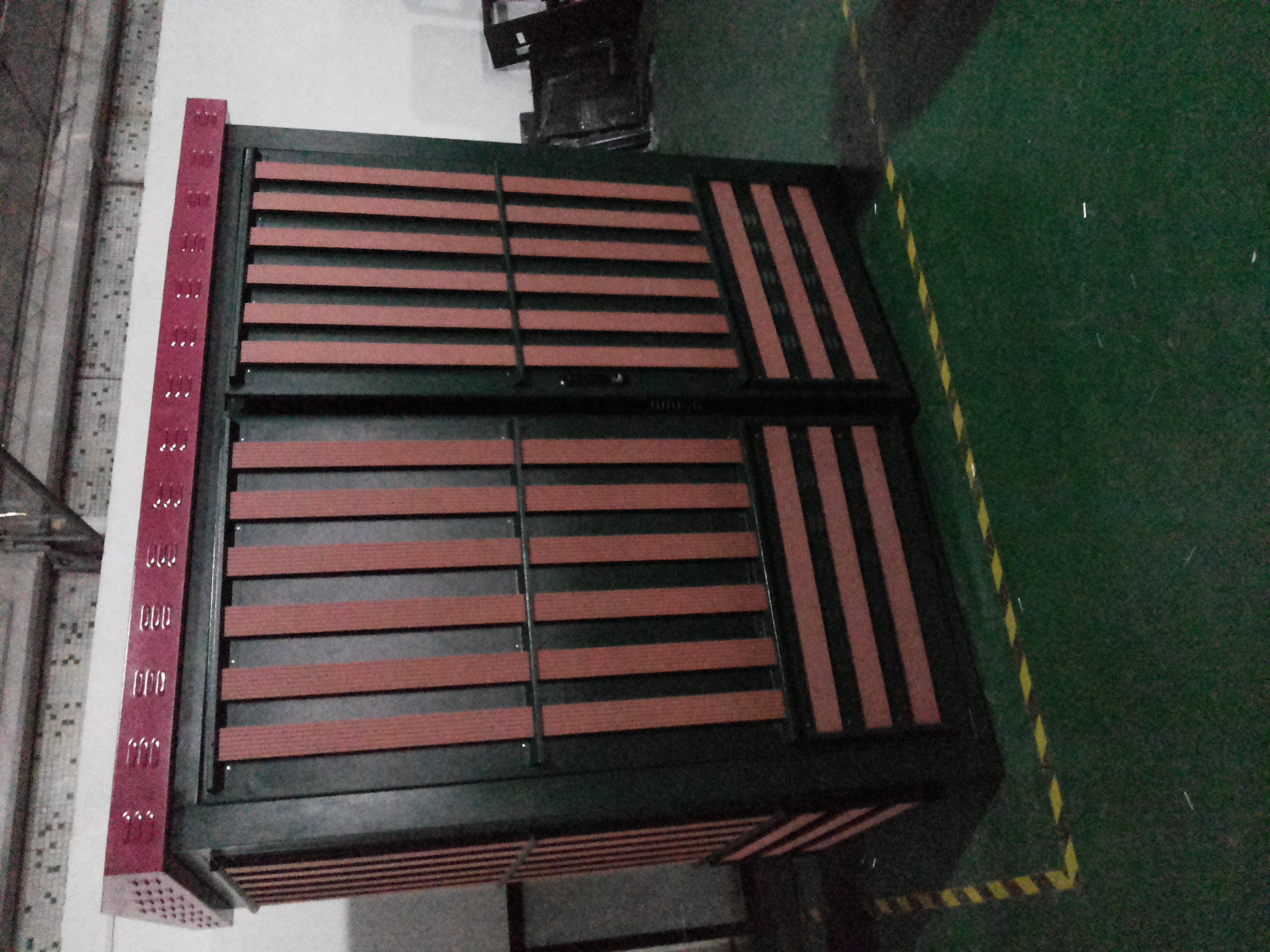 �����з�خ��ʯ�������ṹ�Խ����