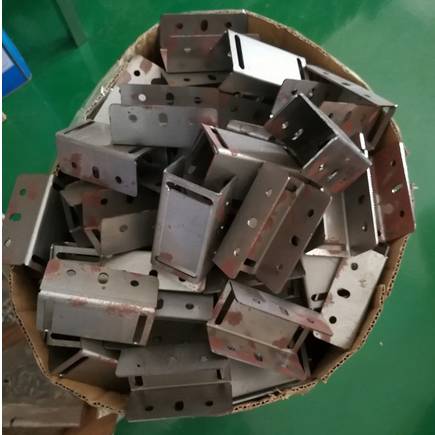 <?php echo  铁配件镀白锌;?>