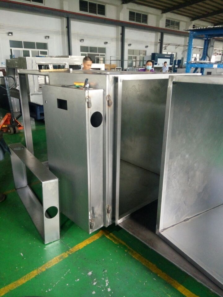 不锈钢/不锈铁伸缩护罩，CNC异形大罩，高精度钣金配件。