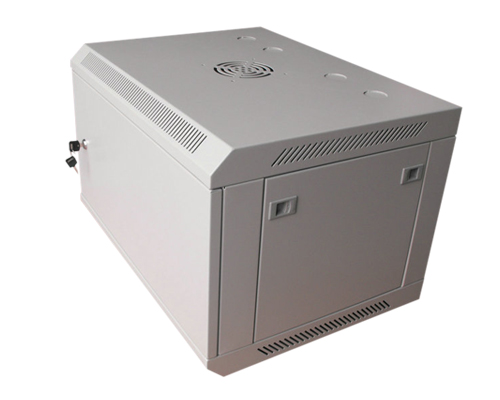 ɽ��̩��ΰ̩��е