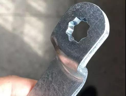 <?php echo  五金锁片;?>