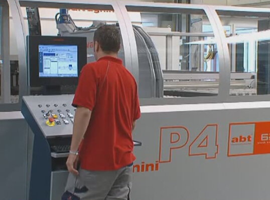 意大利萨瓦尼尼折弯中心