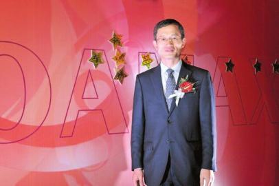 从钣金工到亿万富翁 他将小企业做成上市公司